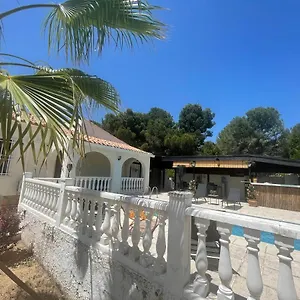 Bed and breakfast La Vida, L'Alfas del Pi